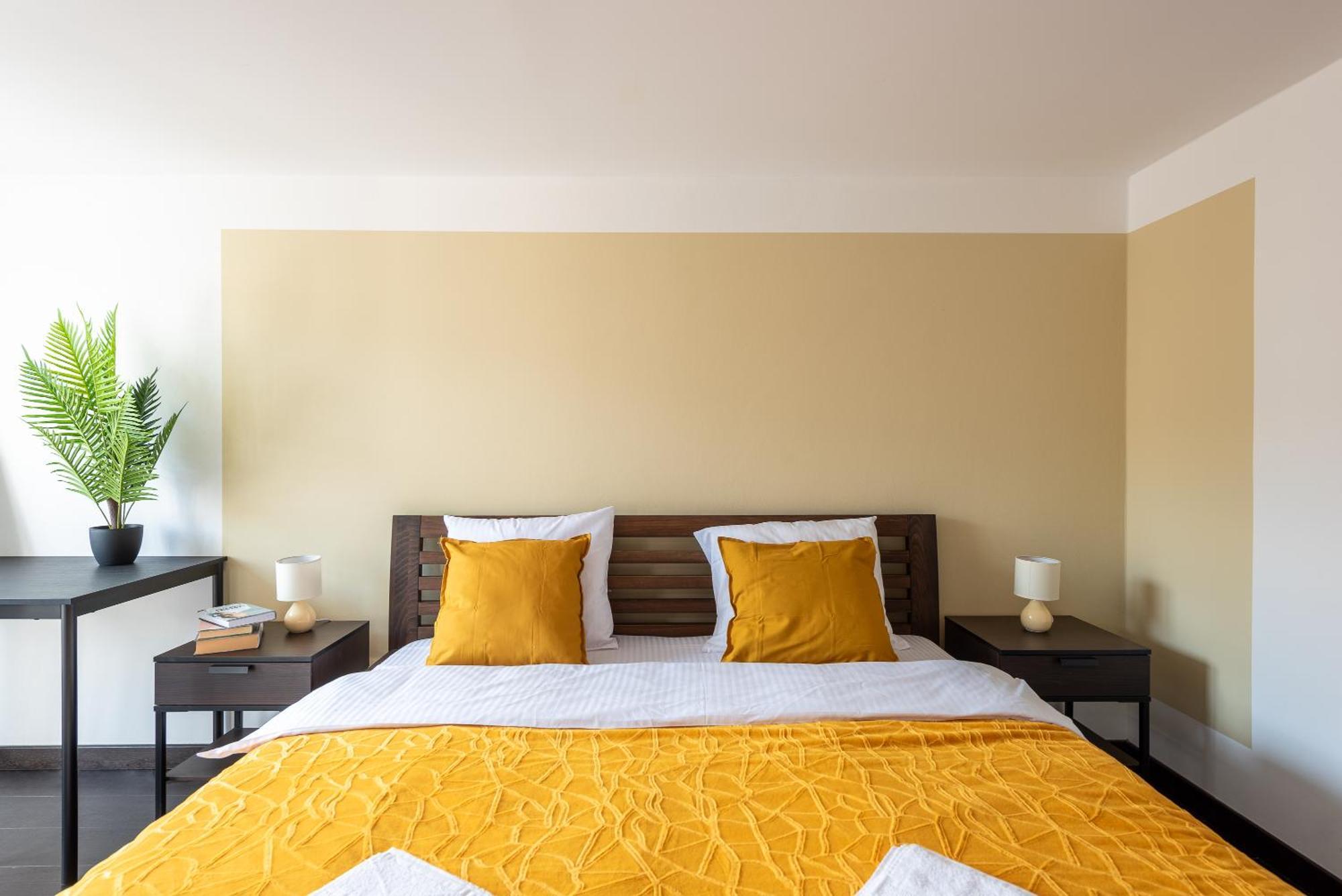 Apartments With Large Balcony, Parking 프라하 외부 사진