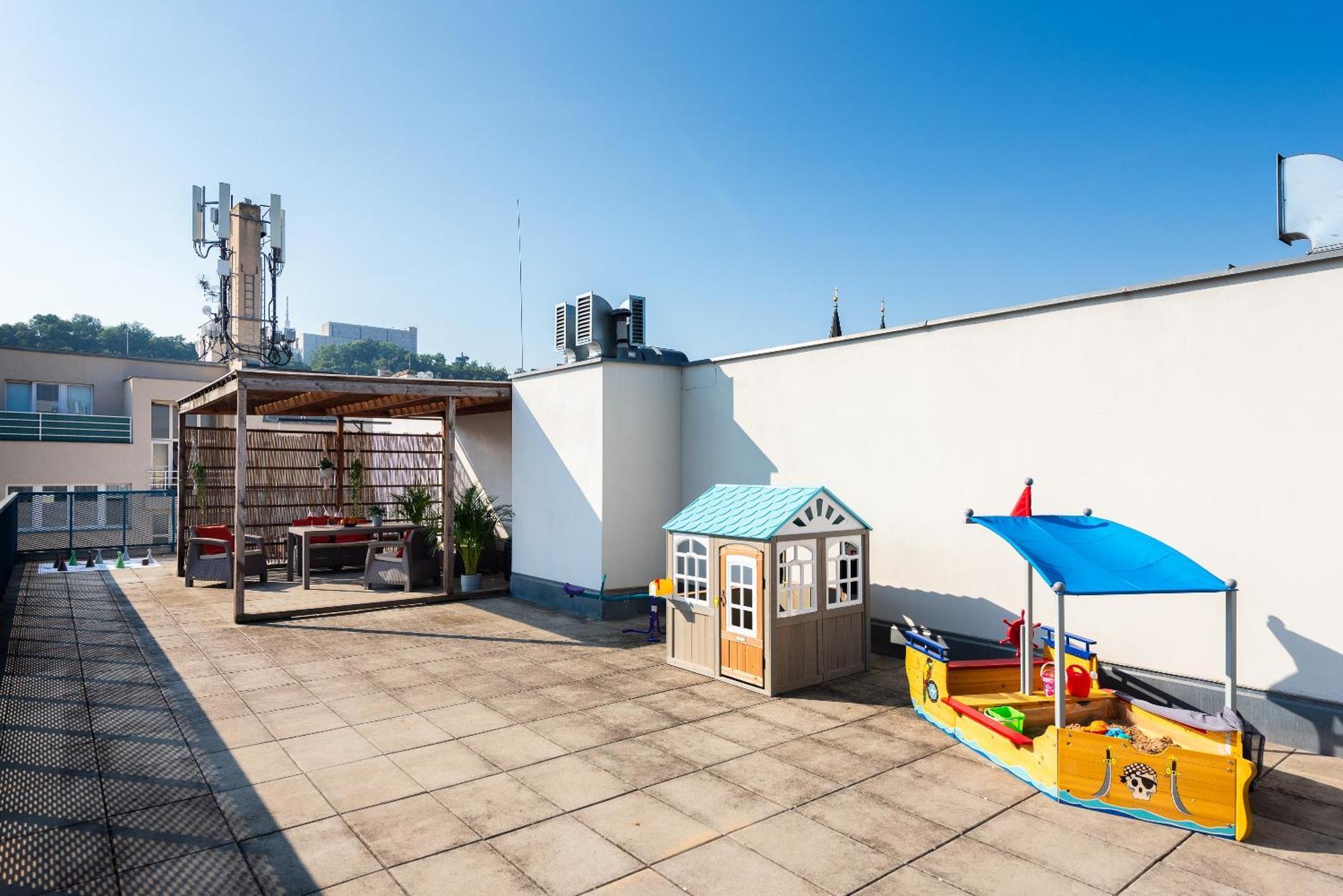 Apartments With Large Balcony, Parking 프라하 외부 사진